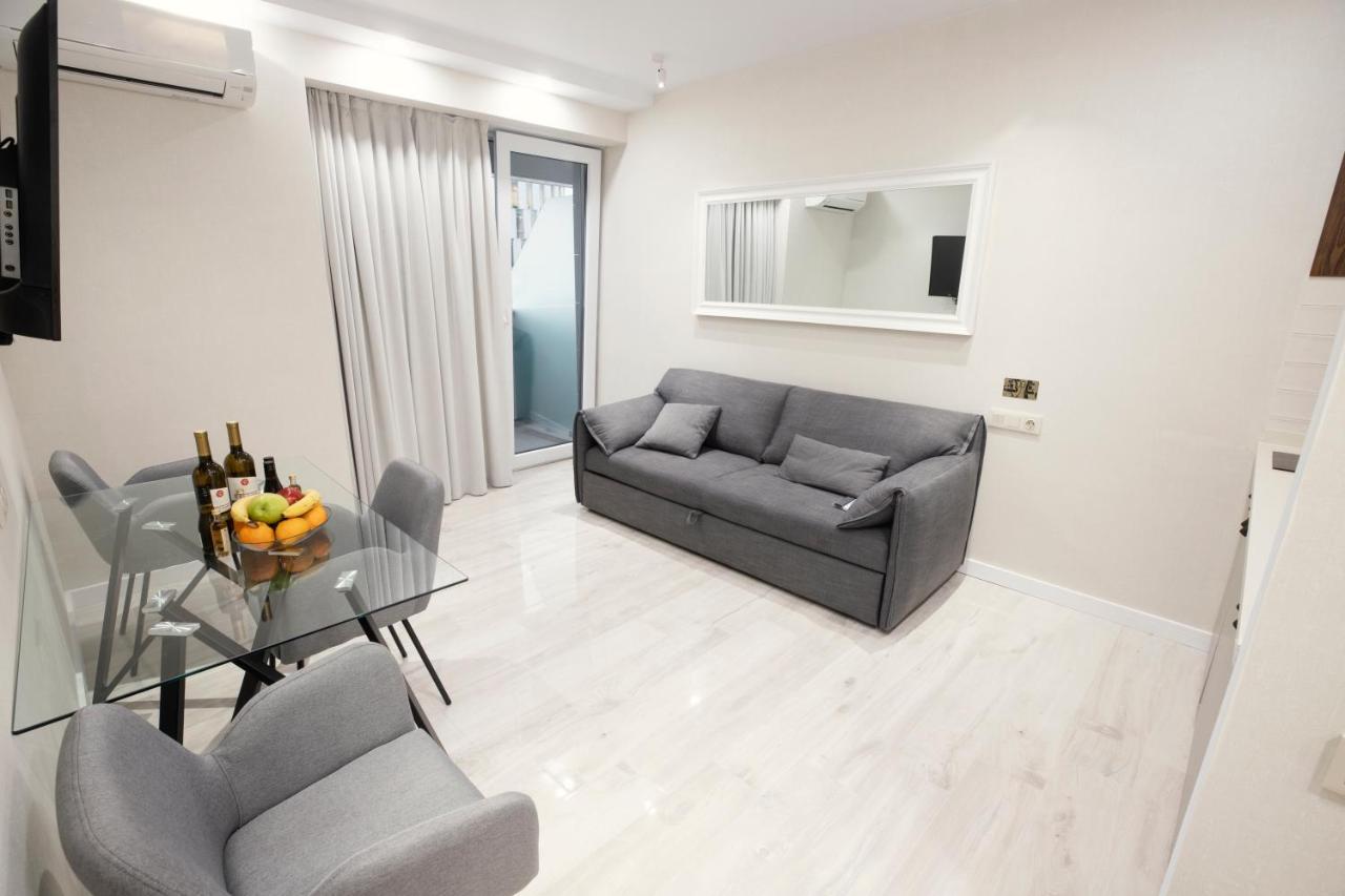 Gq Apartments On First Line Batumi Exterior foto